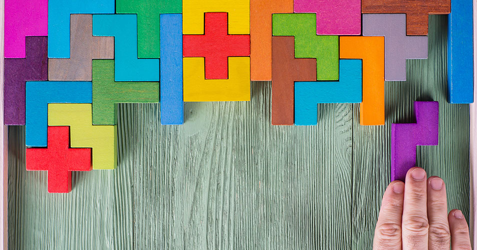 Dynamic Decision Making